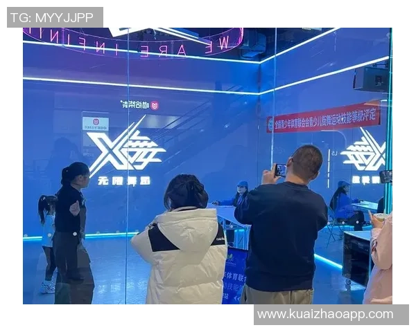 深圳街舞队在全国街舞战术排名中创新高展现实力与风采 深圳街舞队在全国街舞战术排名中创新高展现实力与风采