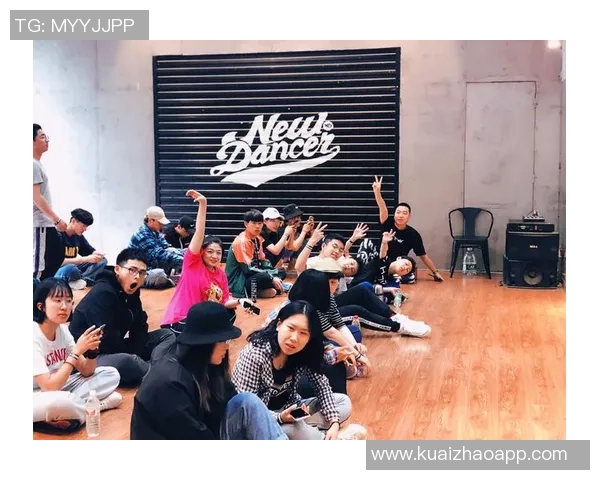 西安街舞队意识形态的深度对比与文化影响分析 西安街舞队意识形态的深度对比与文化影响分析