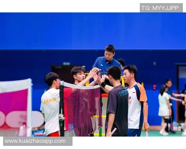 聚焦羽毛球成都羽毛球队分享比赛经验与成长故事 聚焦羽毛球成都羽毛球队分享比赛经验与成长故事